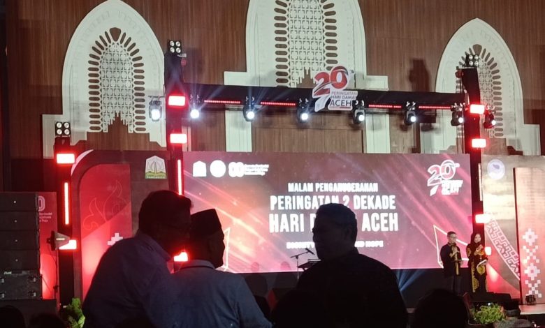 Piagam penghargaan konstribusi dalam mendorong perdamaian aceh